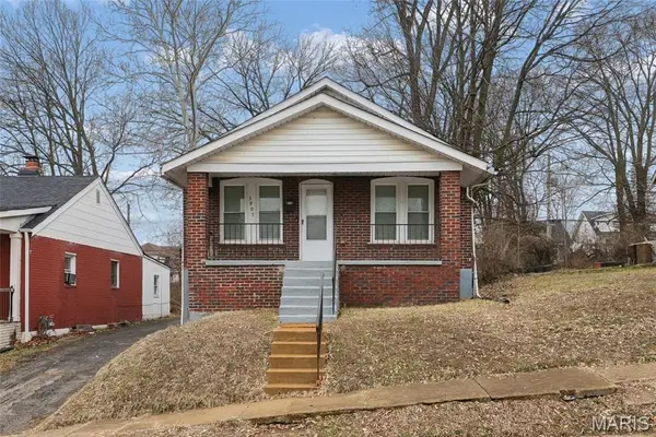 3807 Manola Avenue, Pine Lawn, MO 63121