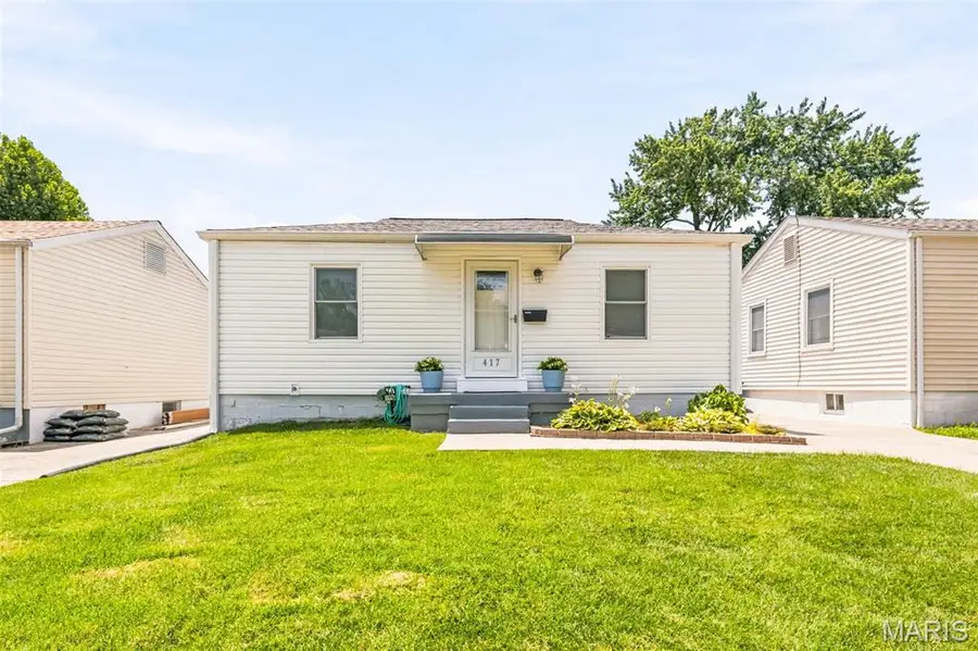417 Tower Grove Place, Saint Charles, MO 63301 - #2