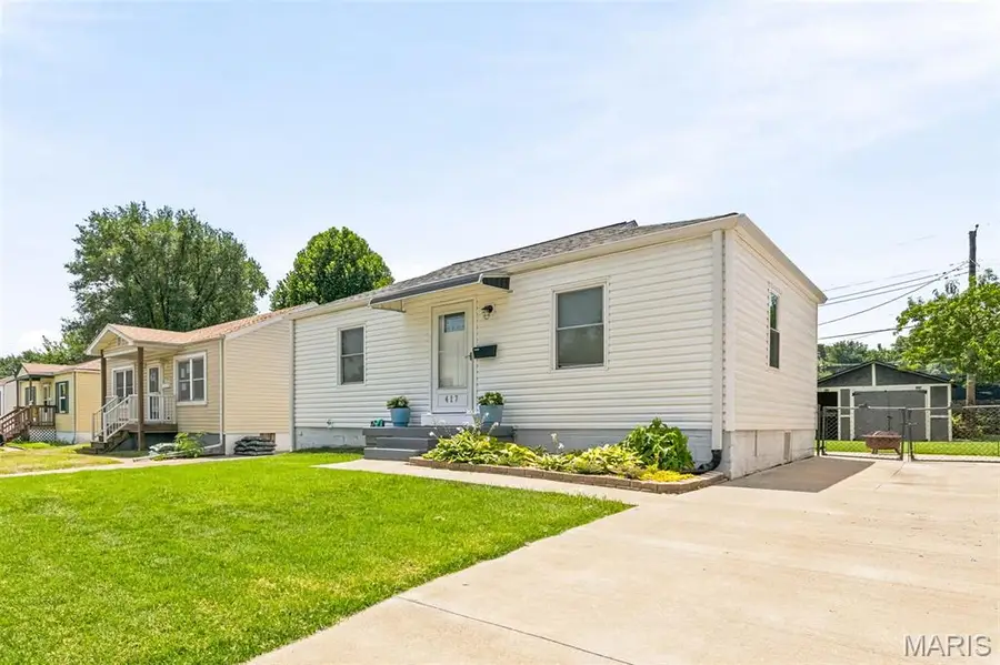 417 Tower Grove Place, Saint Charles, MO 63301 - #3