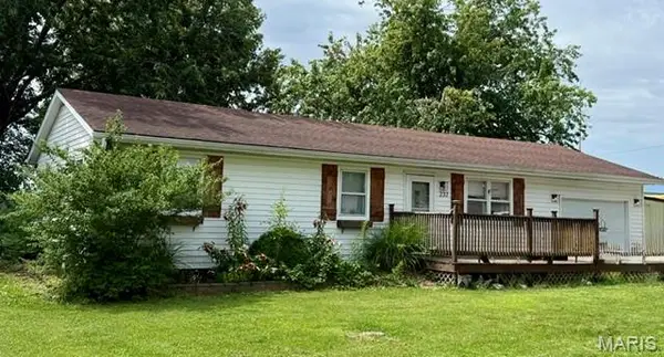 237 Mcqua Estates Loop, New London, MO 63459