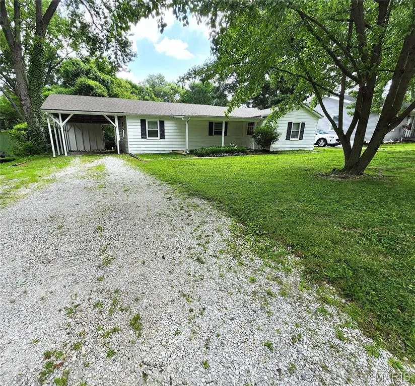 108 Edding Lane, Fairview Heights, IL 62208 - #2