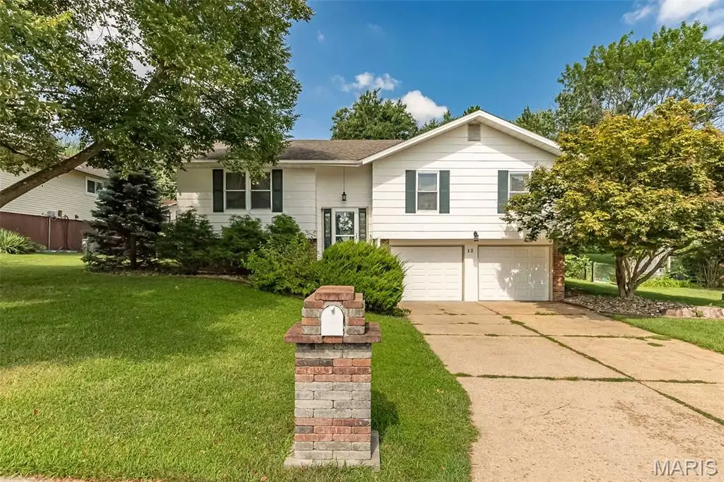 12 Spring Wood Drive, Saint Peters, MO 63376 - #1