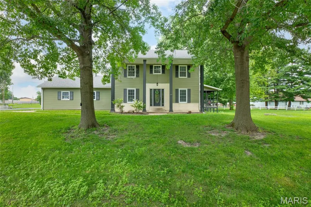 213 W Alton Street, Bunker Hill, IL 62014 - #1