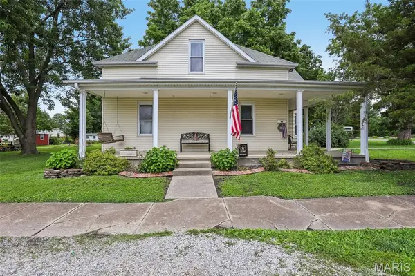515 E 3rd North Street, Mount Olive, IL 62069