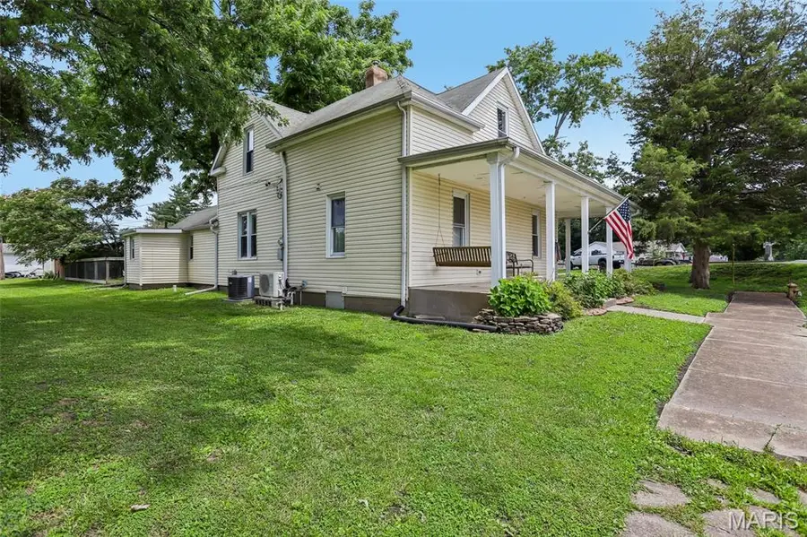 515 E 3rd North Street, Mount Olive, IL 62069 - #2