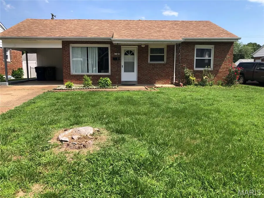 7316 Sharp Avenue, Saint Louis, MO 63116 - #2