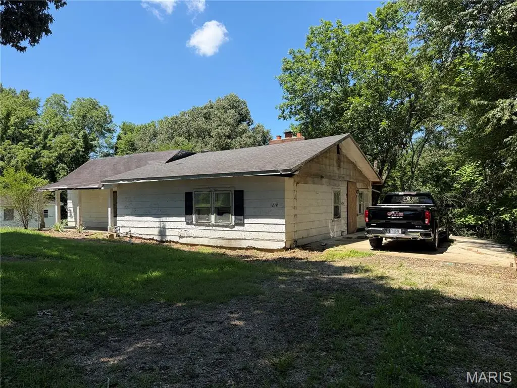 1210 S 14th Street, Poplar Bluff, MO 63901 - #1