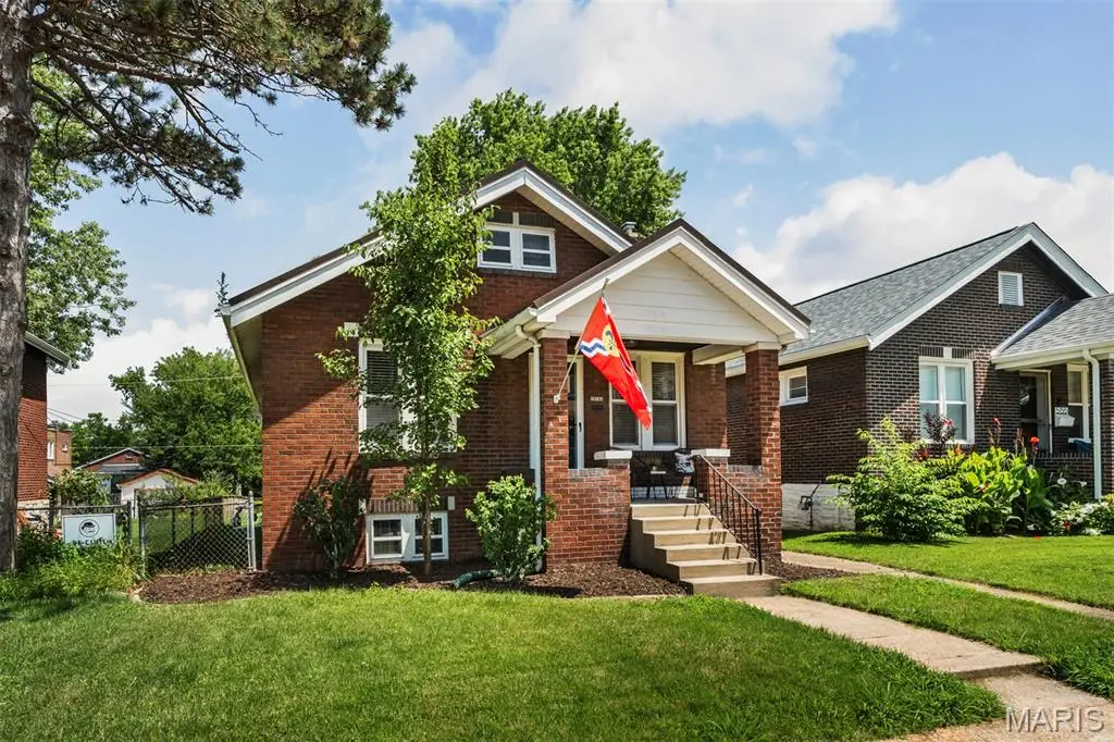 5157 Goethe Avenue, Saint Louis, MO 63109 - #1