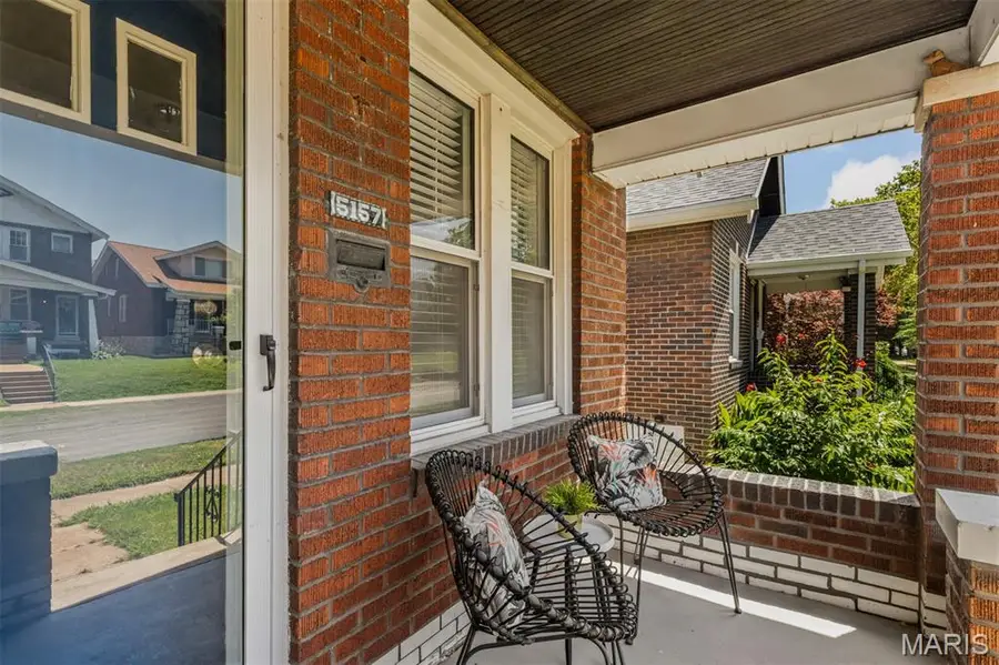 5157 Goethe Avenue, Saint Louis, MO 63109 - #3