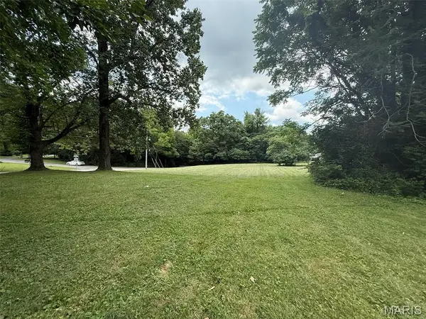 3115 Glenwood Street, Fairview Heights, IL 62208