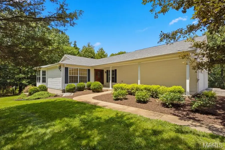 2631 S Mangan Road, Pacific, MO 63069 - #2