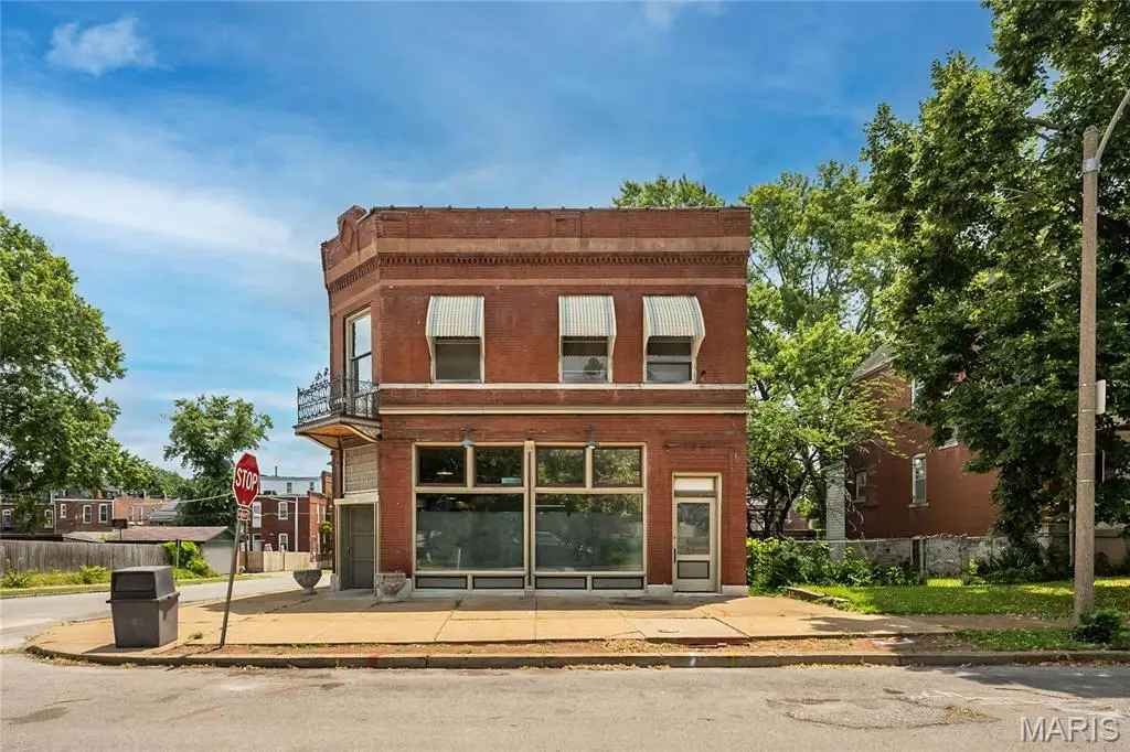 2600 Virginia Avenue, Saint Louis, MO 63118 - #1
