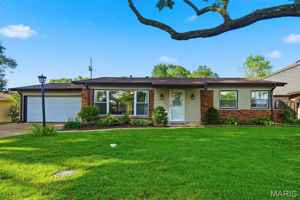 724 Caspian Lane, Saint Louis, MO 63125 - #1