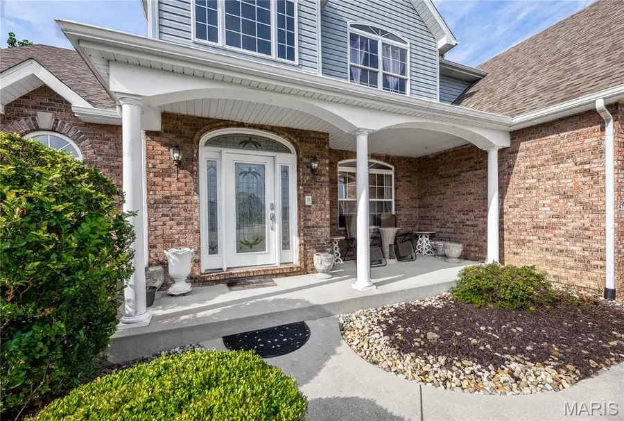 2932 Cambridge Point, Maryville, IL 62062 - #2