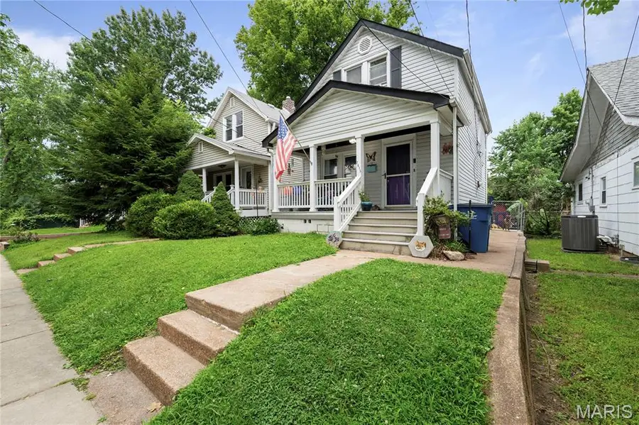 7615 Jerome Avenue, Maplewood, MO 63143 - #2
