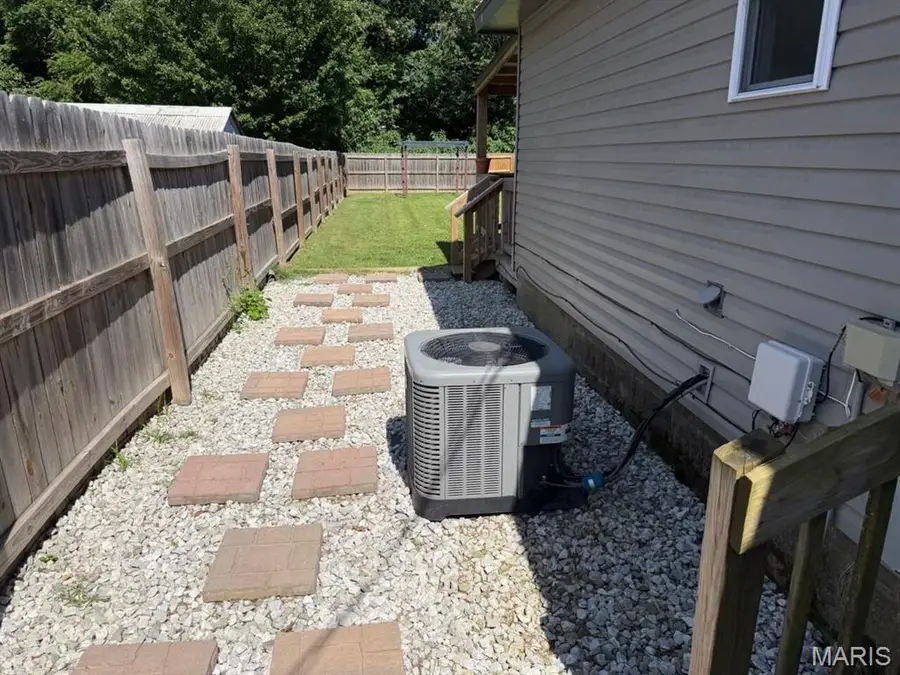 814 N Catalpa Street, Dexter, MO 63841 - #3