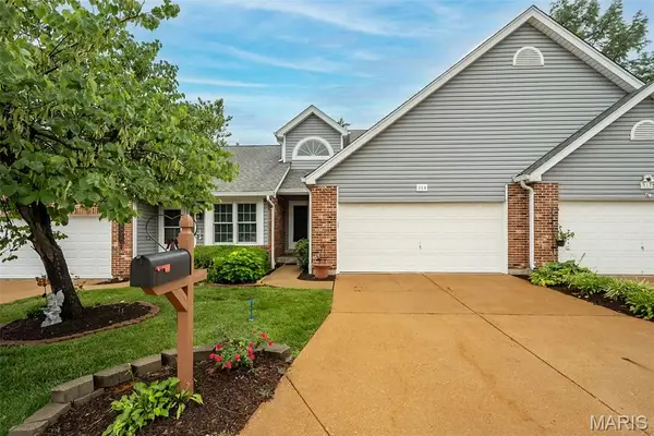 308 Kehrs Mill Bend Court, Ballwin, MO 63011