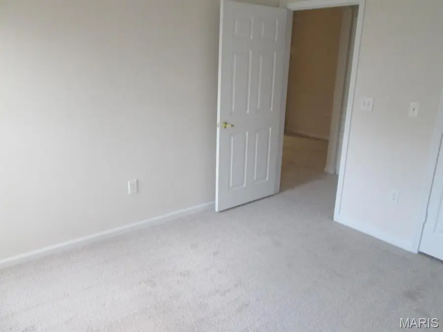 39 Kassebaum Lane #102, Saint Louis, MO 63129 - #3