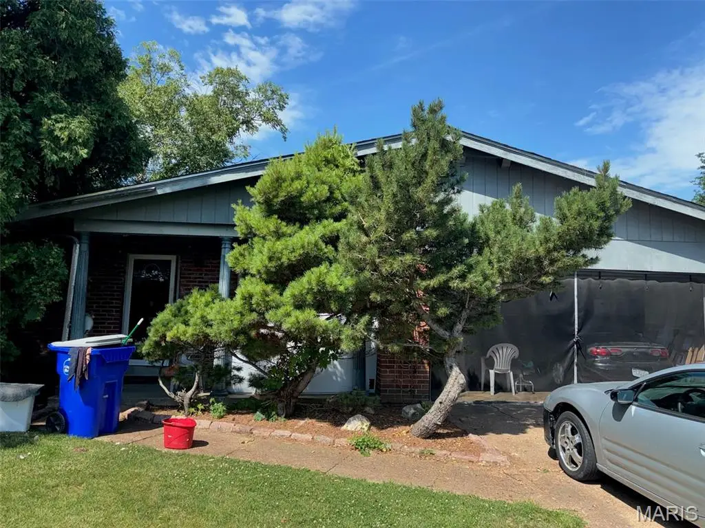 11802 Relay Drive, Bridgeton, MO 63044 - #1