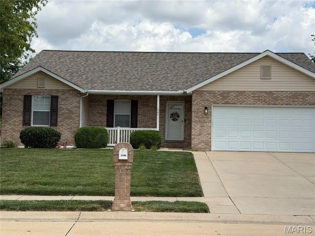 1042 Illinois Avenue, Waterloo, IL 62298 - #1