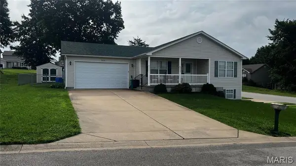 702 Gracie Way, St Clair, MO 63077