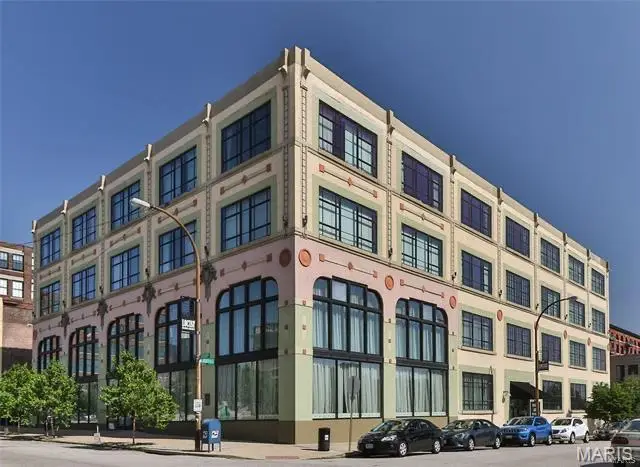 2201 Locust Street #413, Saint Louis, MO 63103 - #1