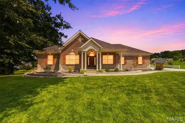 673 Royal Oak Court, Washington, MO 63090