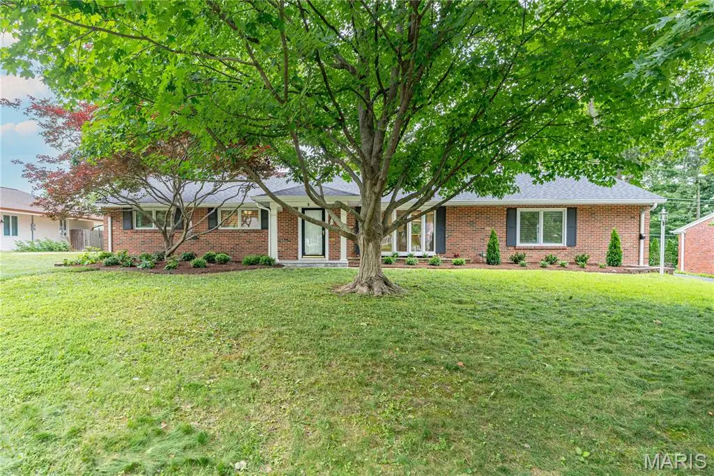 8 Tealwood Drive, Creve Coeur, MO 63141 - #1
