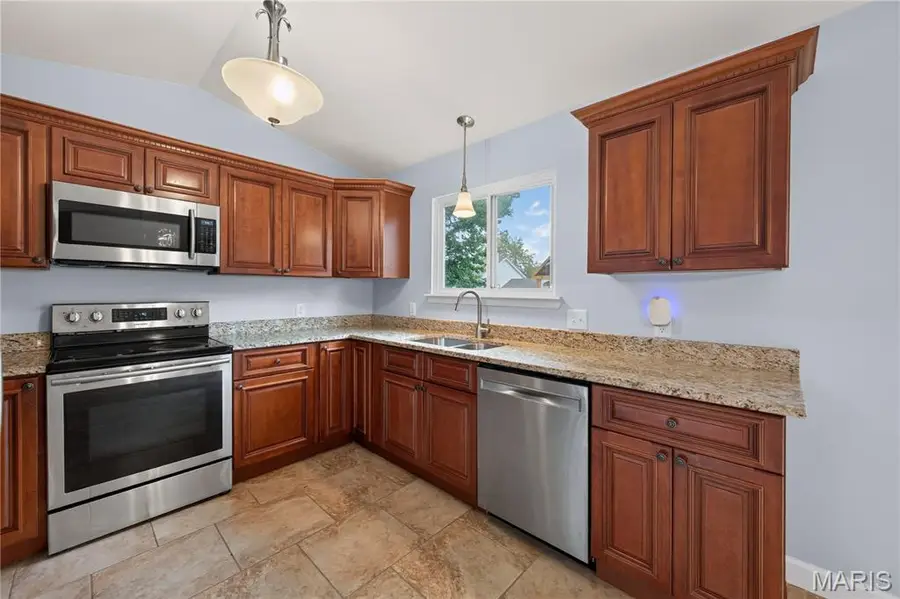 3036 Country Knoll Drive, Saint Charles, MO 63303 - #3