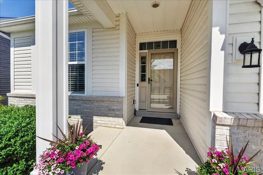 656 Moffett Laurel Drive, Lake Saint Louis, MO 63367 - #2