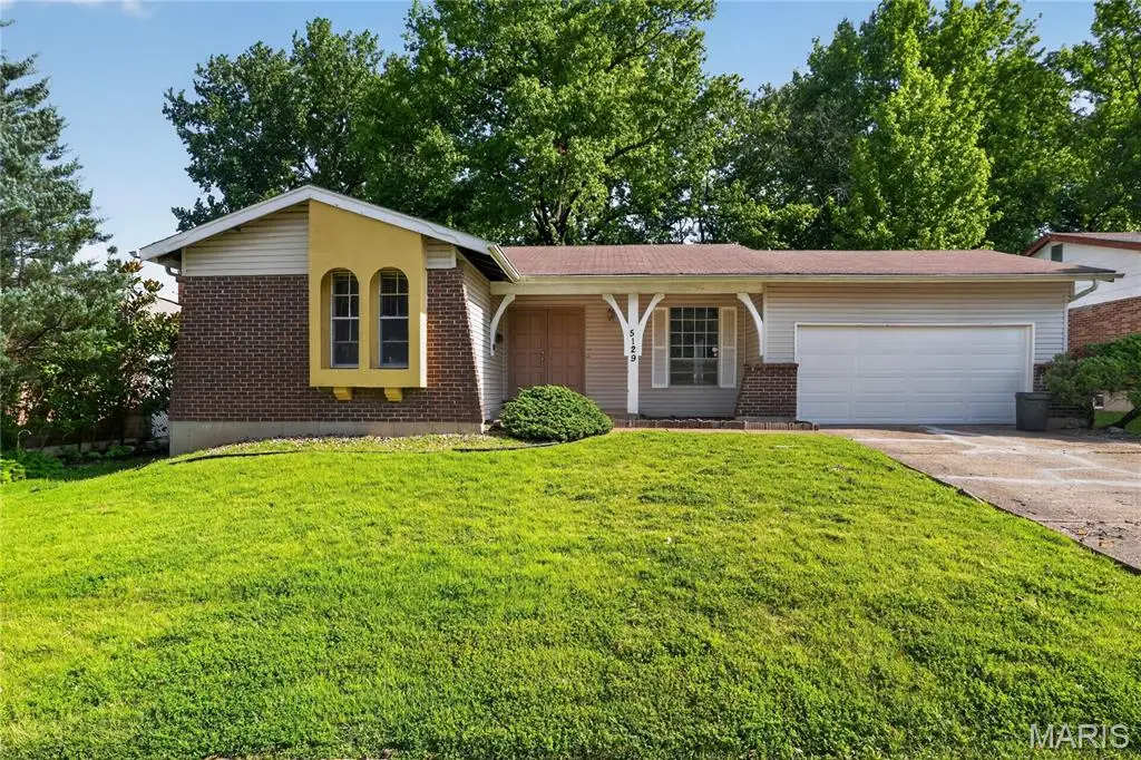 5129 Longhorn Trail, Florissant, MO 63033 - #1