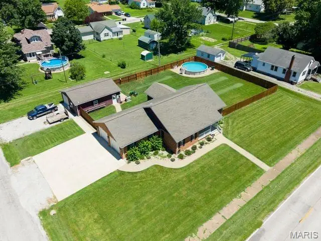 211 W Old Route 66, Mount Olive, IL 62069 - #3