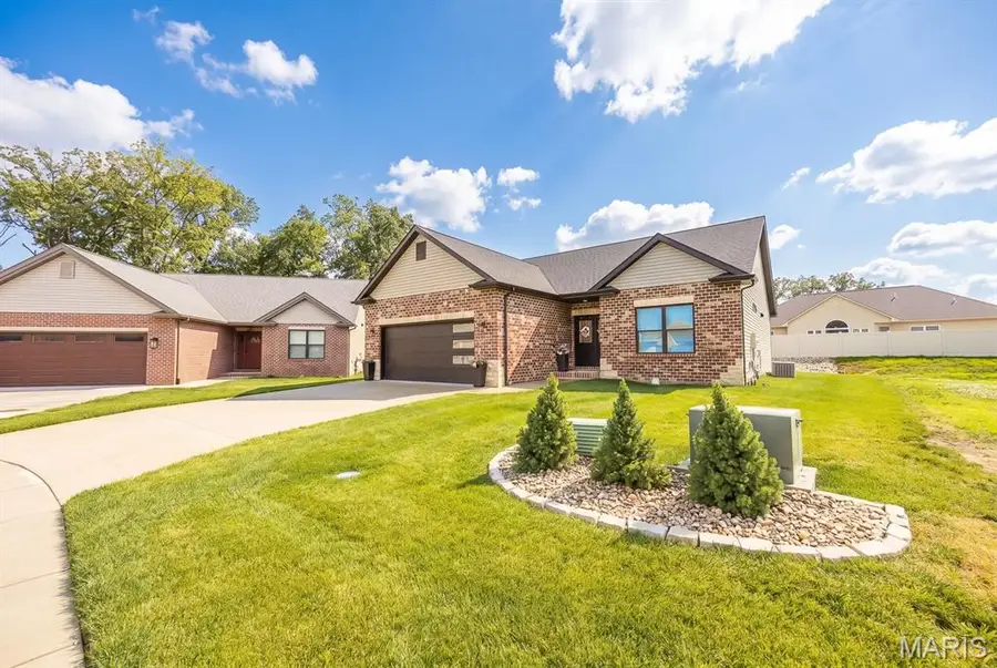 428 Firestone Street, Freeburg, IL 62243 - #2