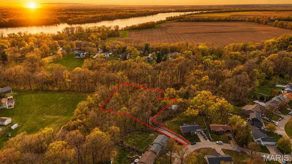 00 Woodbridge Drive, St Charles, MO 63303