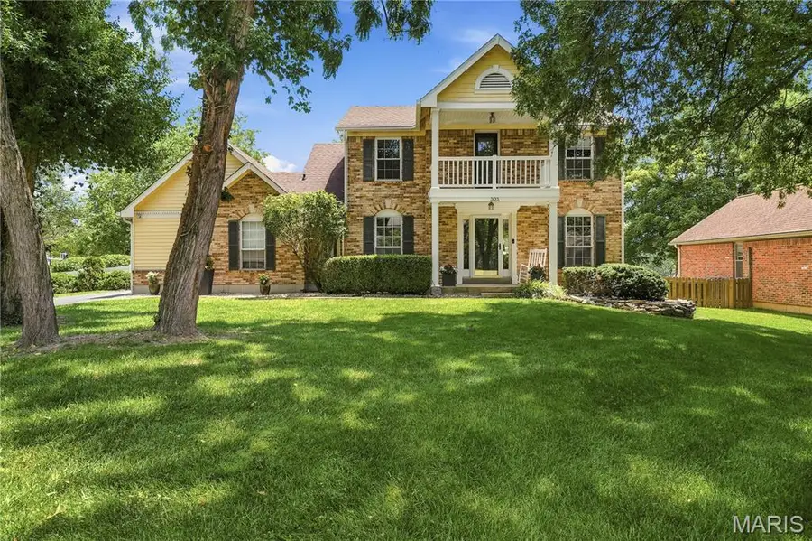 303 Fox Briar Lane, Ballwin, MO 63021 - #3