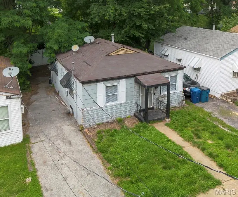 113 Anabel Avenue, Ferguson, MO 63135 - #2