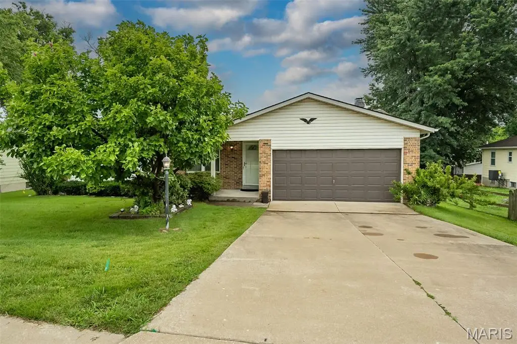 408 Birdie Hills Road, Saint Peters, MO 63376 - #1