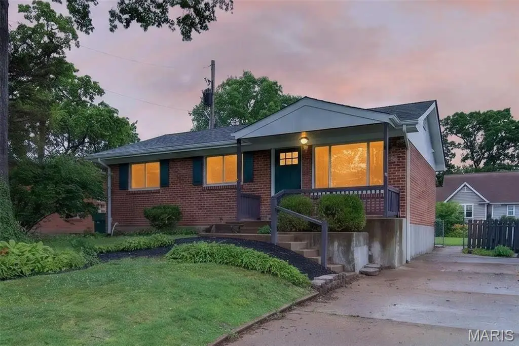 7 Oak Tree Drive, Saint Louis, MO 63119 - #1