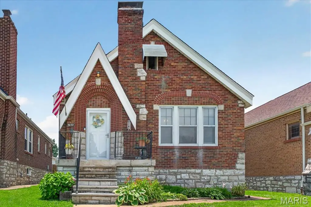 5622 Pernod Avenue, Saint Louis, MO 63139 - #1
