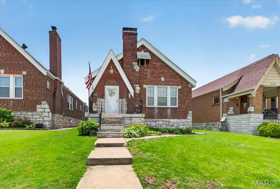 5622 Pernod Avenue, Saint Louis, MO 63139 - #2