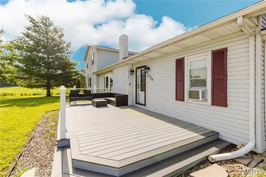 21710 State Route 15, Nashville, IL 62263 - #2