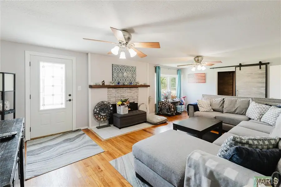 21710 State Route 15, Nashville, IL 62263 - #3