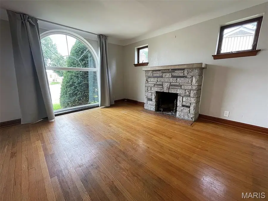 602 Boenecke Court, Saint Louis, MO 63125 - #2