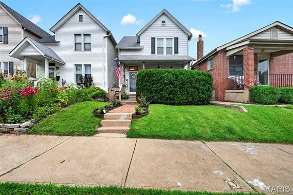 2925 Macklind Avenue, St Louis, MO 63139