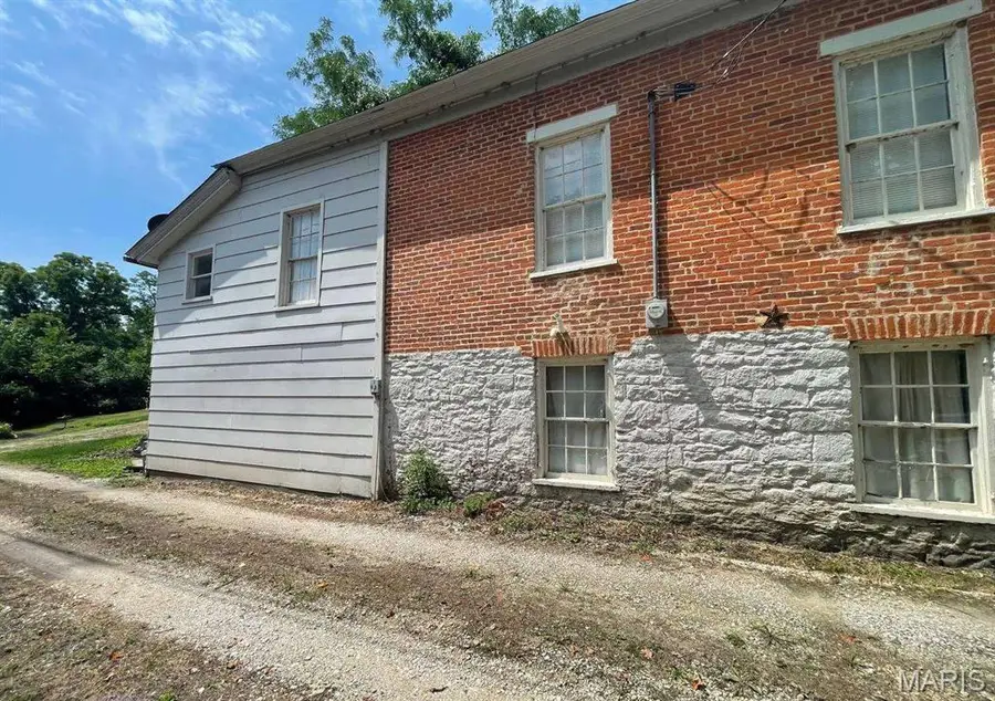 206 Howard Street, Clarksville, MO 63336 - #2
