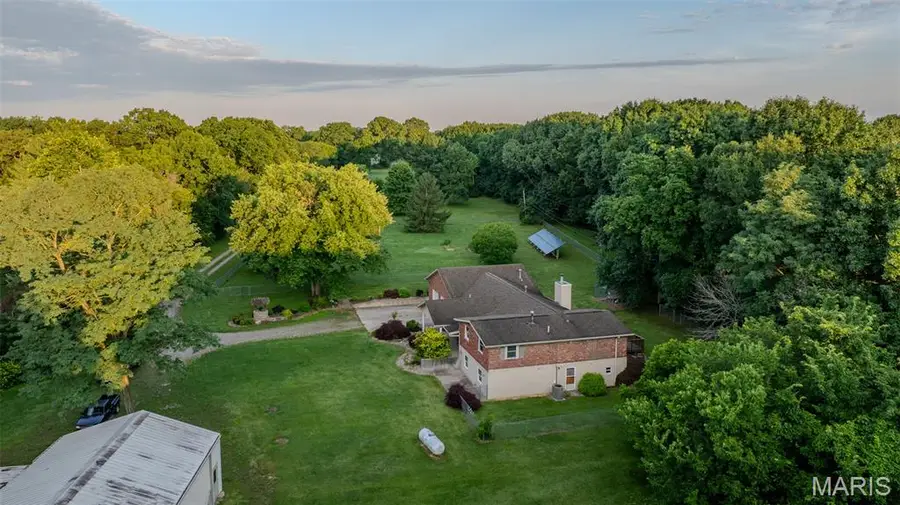 1208 Bethany Lane, Godfrey, IL 62035 - #3