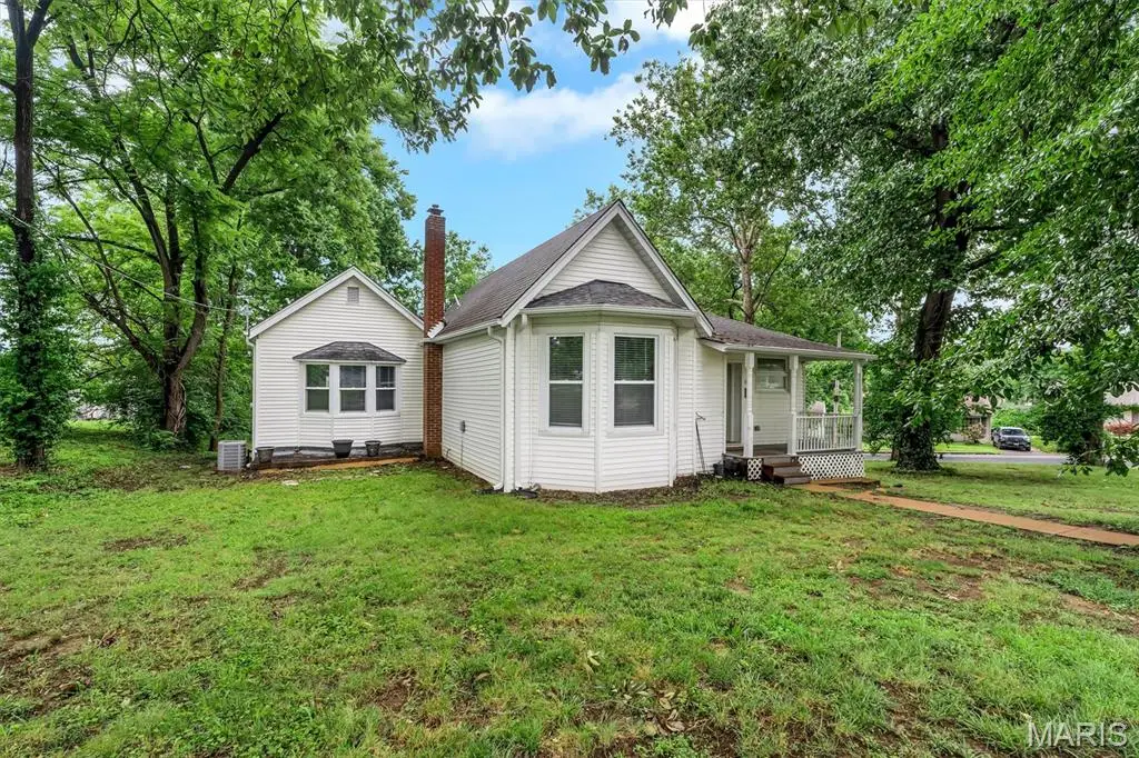 9103 Shelley Avenue, Overland, MO 63114 - #1