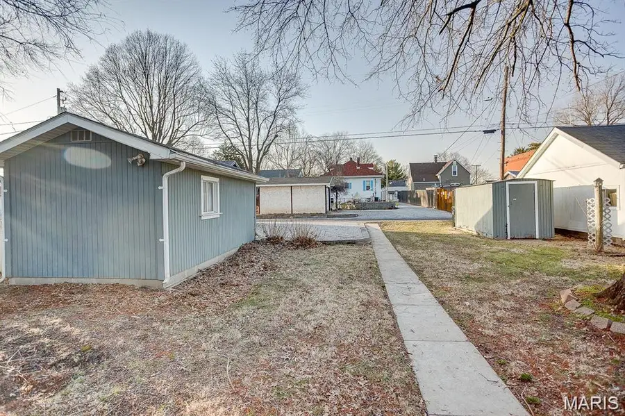 1119 N Church Street, Belleville, IL 62221 - #3