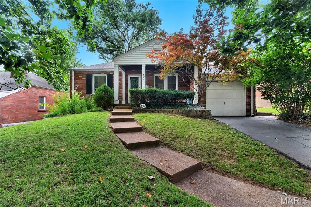 807 Blossom Lane, Saint Louis, MO 63119 - #1