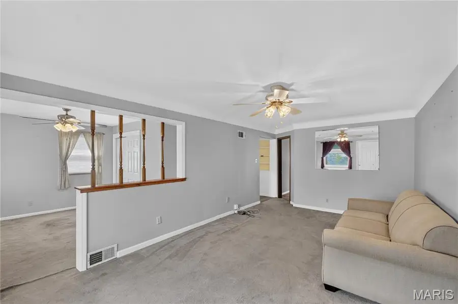3716 Hoffmeister Avenue, Bella Villa, MO 63125 - #3
